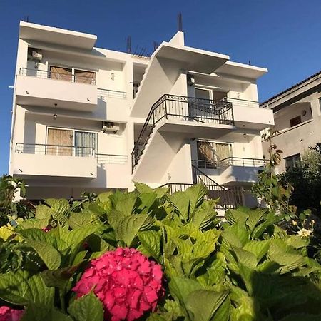 B&B Lovac Hasa 2 Ulcinj Eksteriør billede