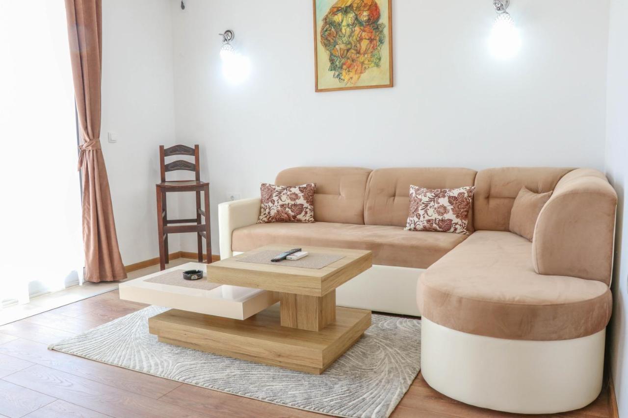 B&B Lovac Hasa 2 Ulcinj Eksteriør billede