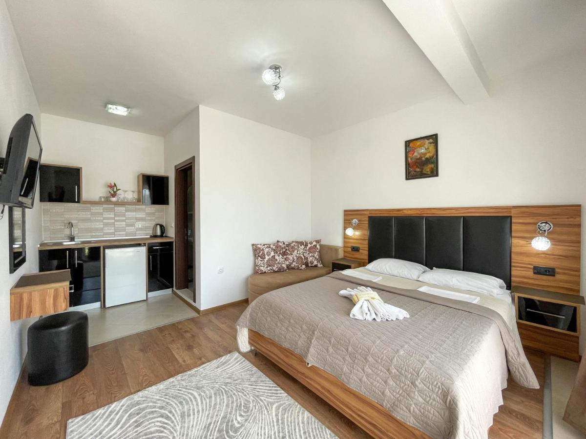 B&B Lovac Hasa 2 Ulcinj Eksteriør billede